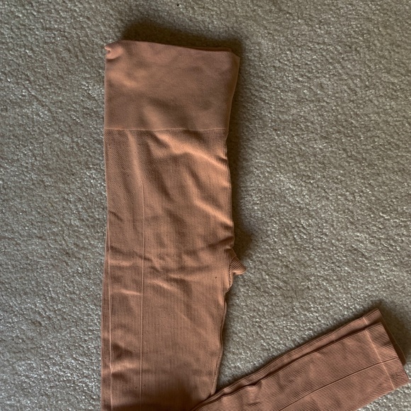 pacsun free flow active leggings - Picture 3 of 3